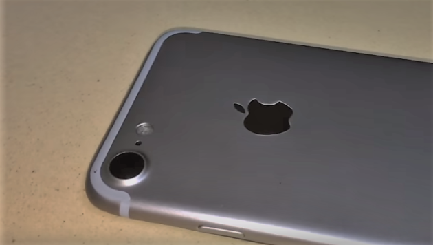 iPhone 7 in colorazione Space Black - VIDEO