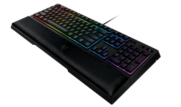 Razer Ornata è la prima linea di tastiere con tecnologia mecha-membrane al mondo